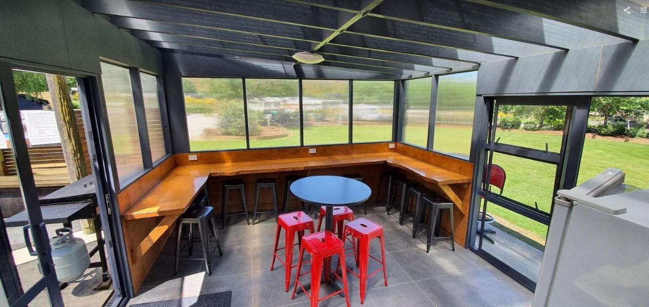 Roxburgh Clutha Gold Top 10 Holiday Park Bagian luar foto